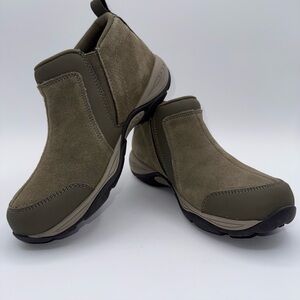 Easy Spirit Seevony Zip Ankle Boot, Sage Green Suede Leather Sz 6.5M